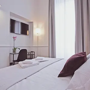 Konukevi Gemini Navona