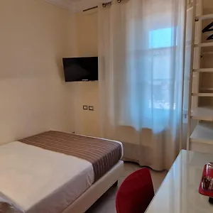 residenza-fiorentina.it-tuscanyhotel.com/